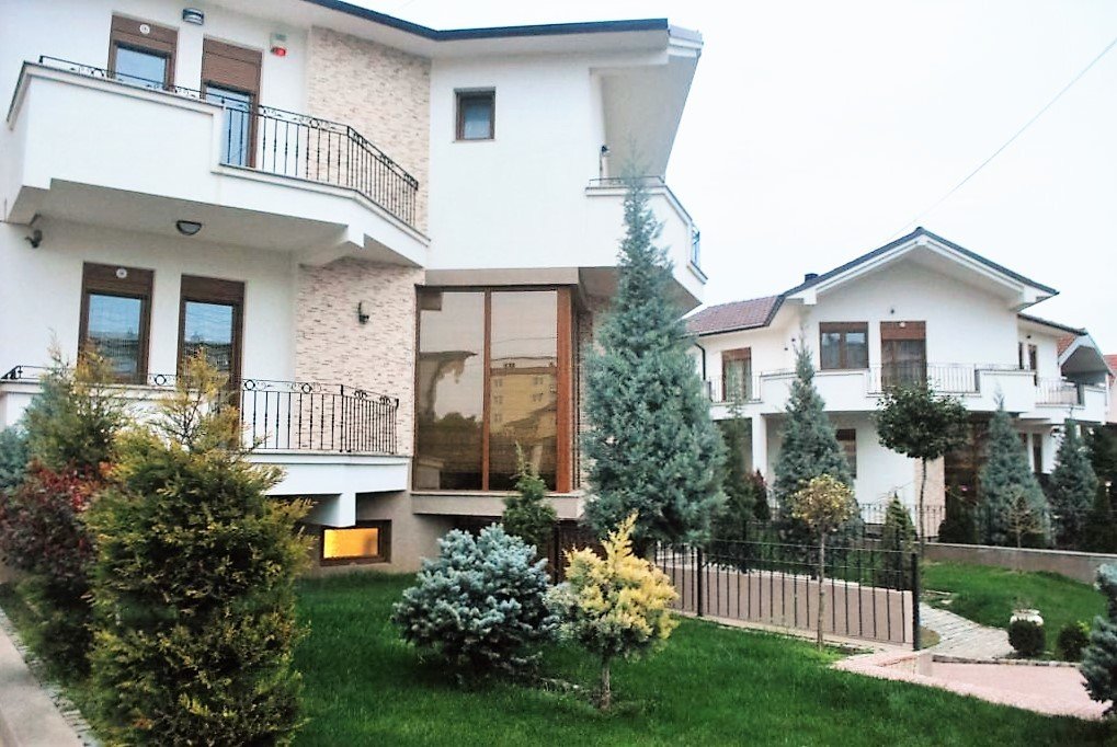 Image Alternative text